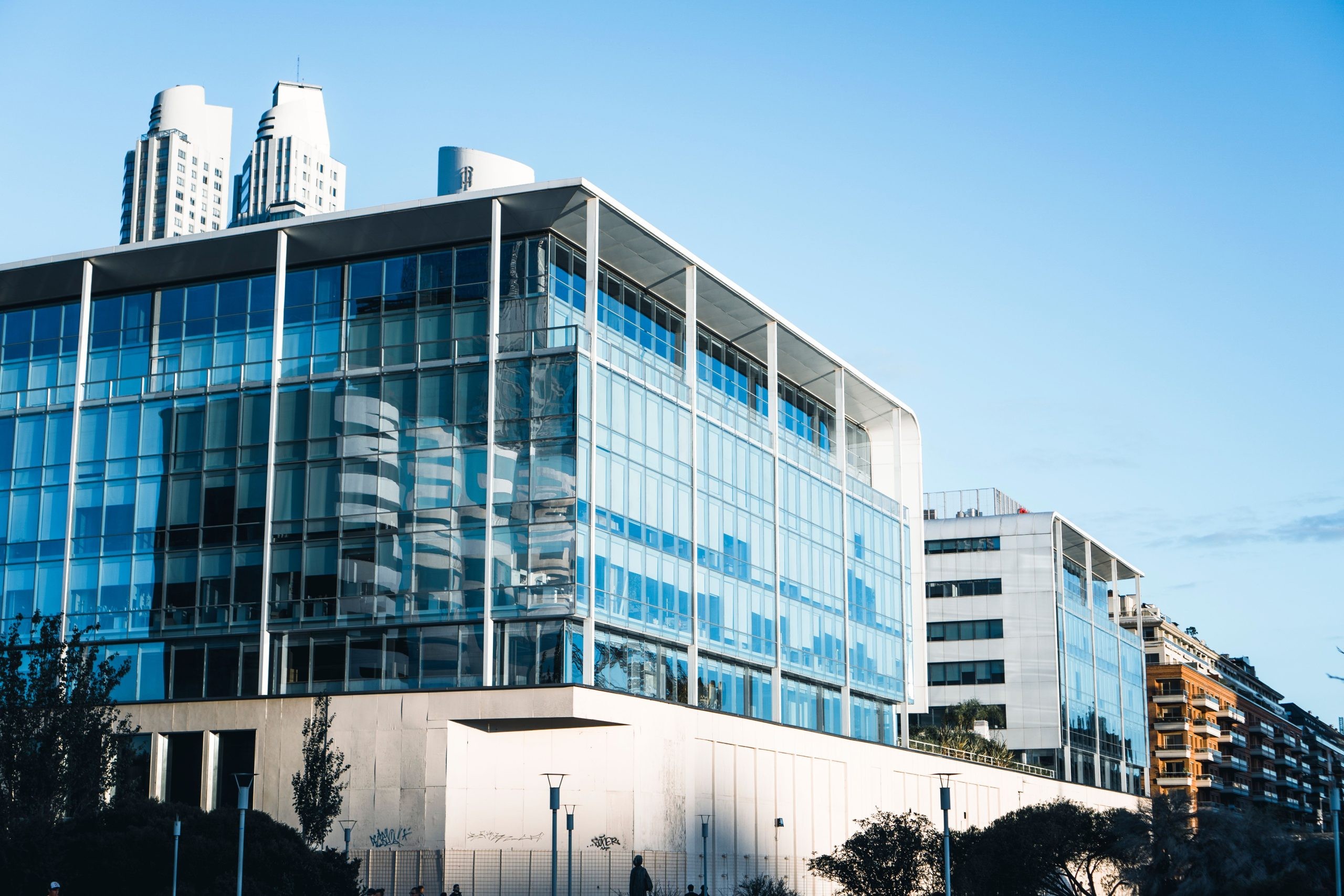 How to Generate Commercial Real Estate Leads in 2026?